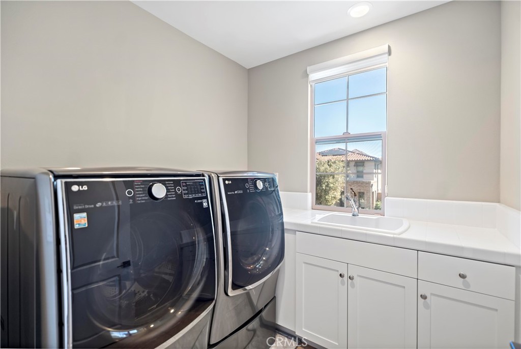 Avalon (EVAVL) - Residential Lease