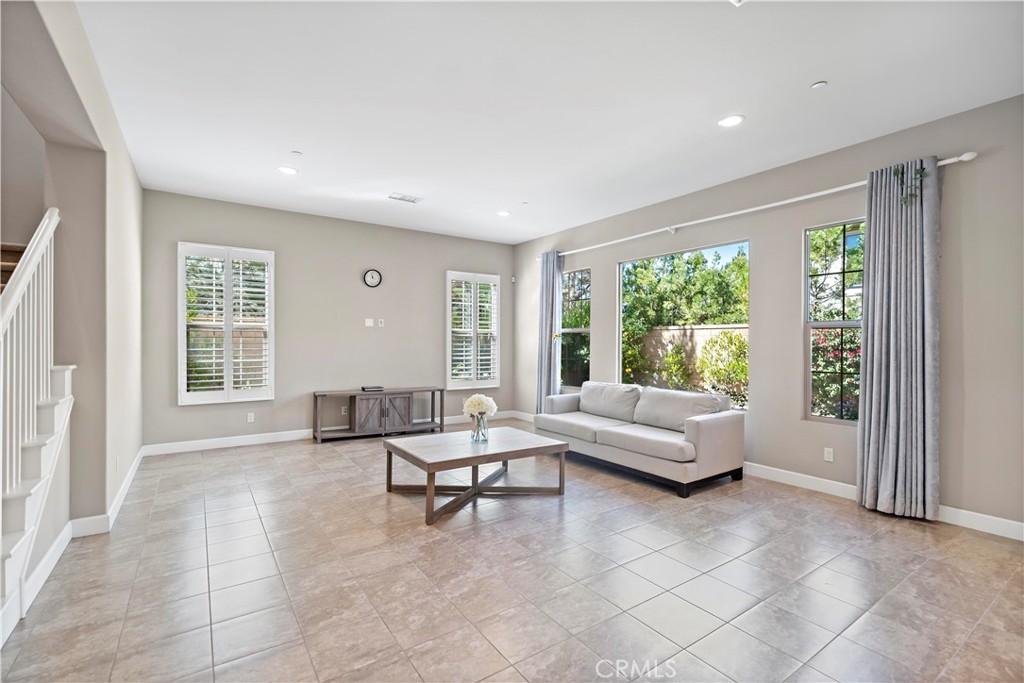 Avalon (EVAVL) - Residential Lease