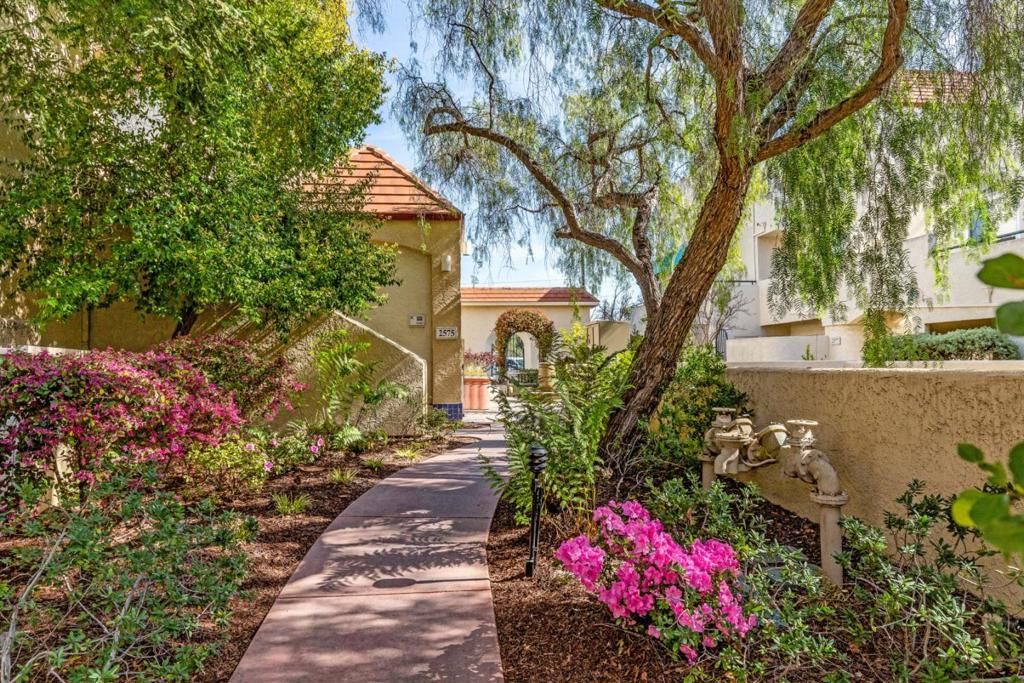 listing image 130723243040265952103