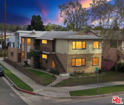Photo of 11970 Aneta Street, Culver City, CA 90230 (MLS # 26648509)