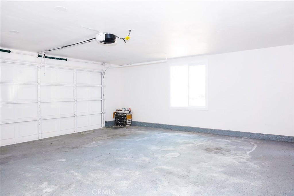 / - Residential Lease