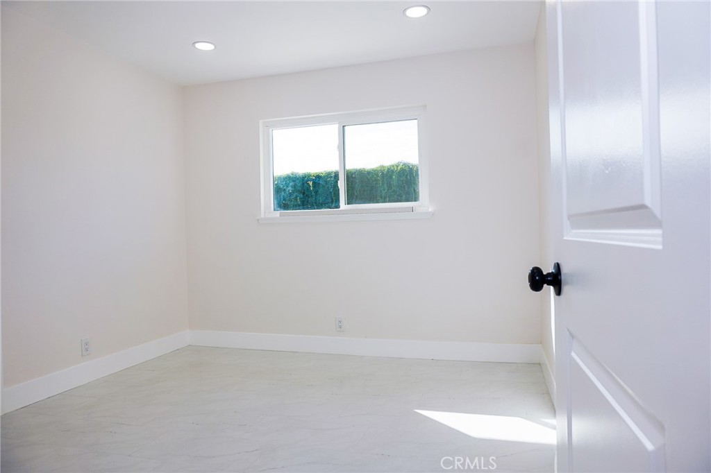 / - Residential Lease