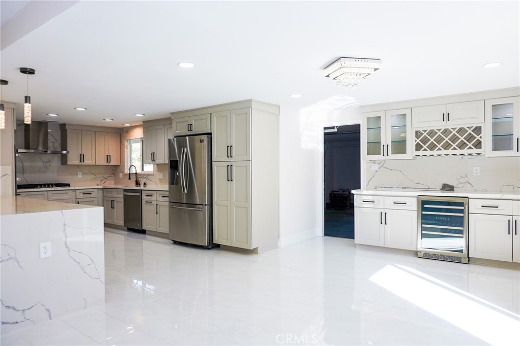 / - Residential Lease