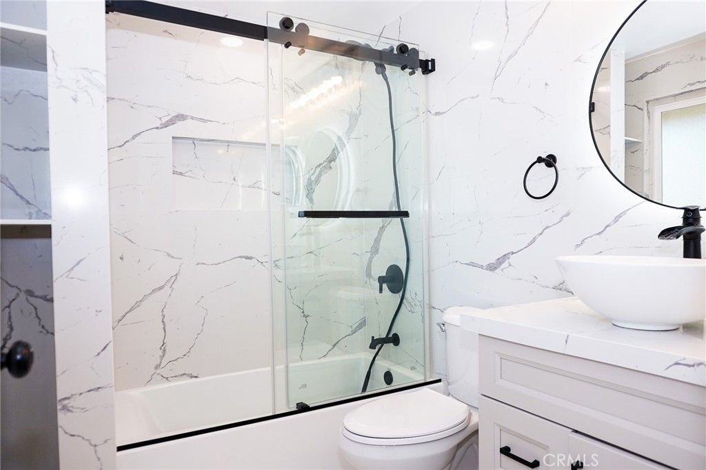 / - Residential Lease