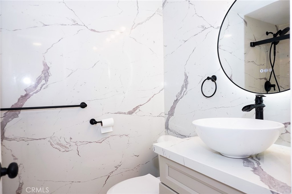 / - Residential Lease