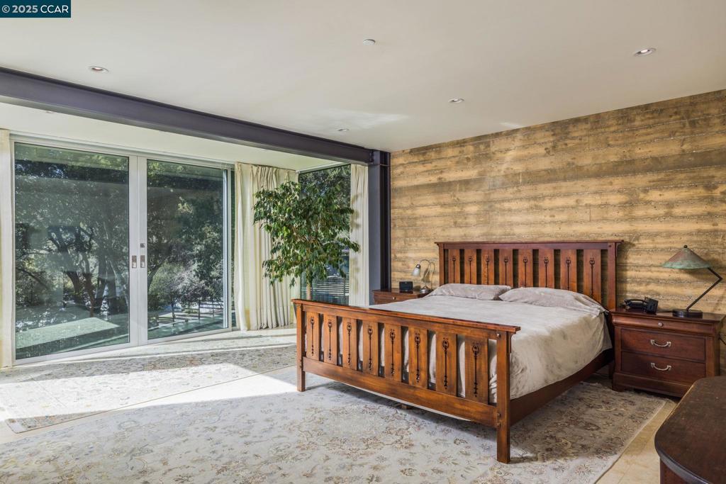 SLEEPY HOLLOW - Residential