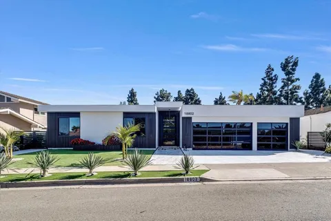 18802 Saginaw Dr, Irvine, CA 92603 - MLS#: 260002323SD