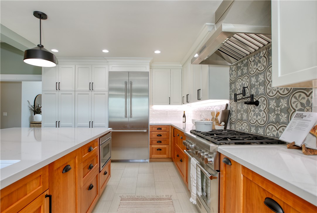 East of 101(500) - Residential