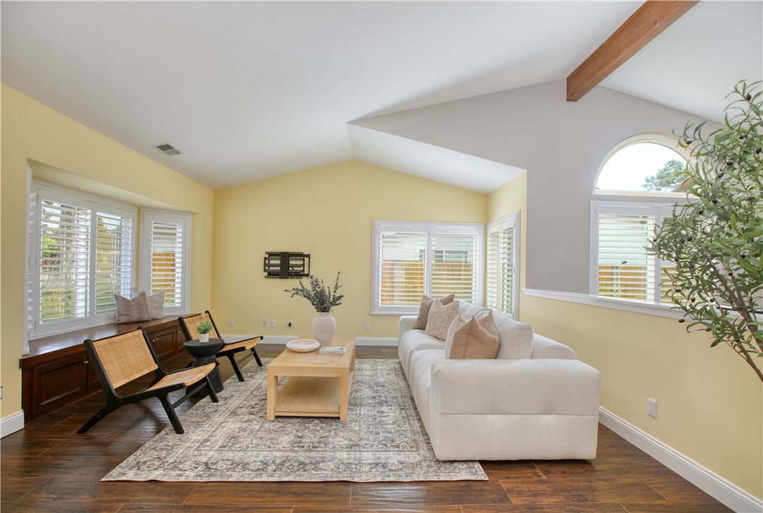 East of 101(500) - Residential