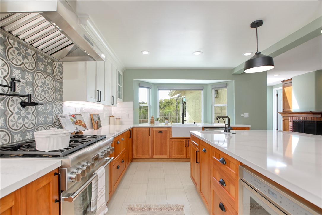 East of 101(500) - Residential