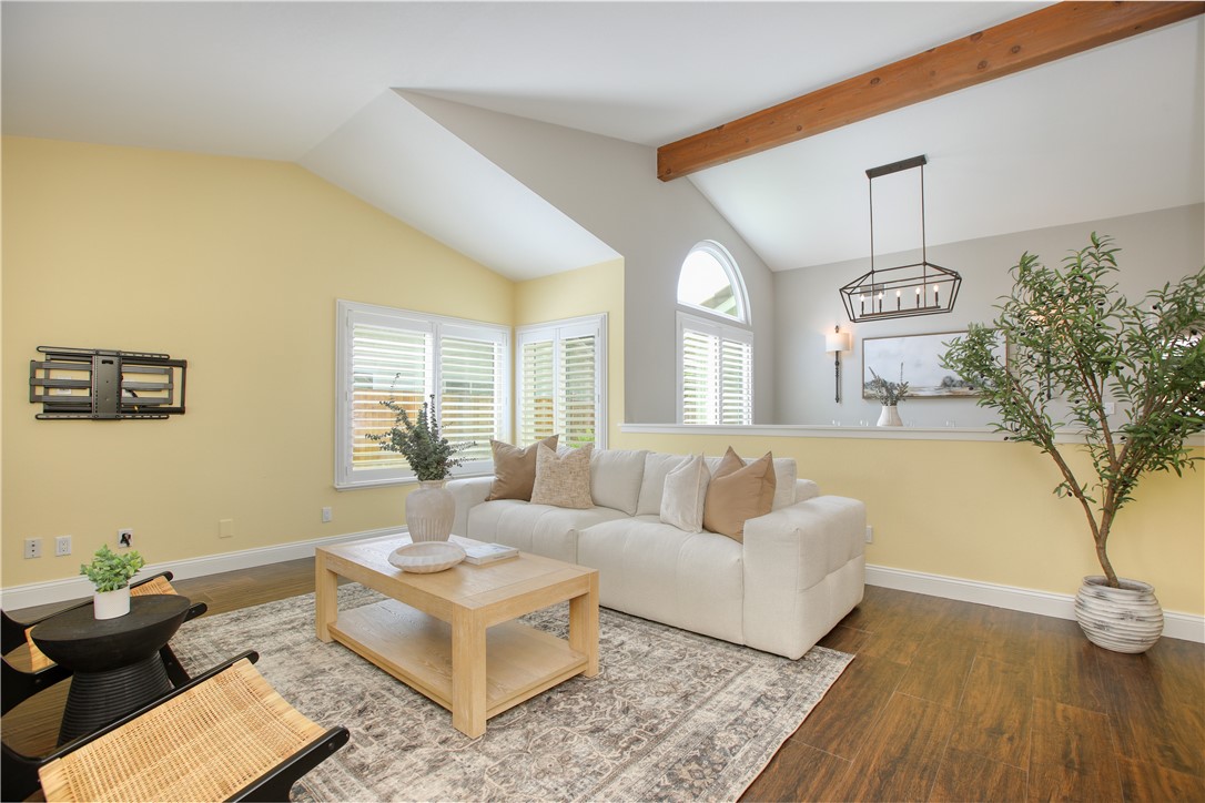 East of 101(500) - Residential