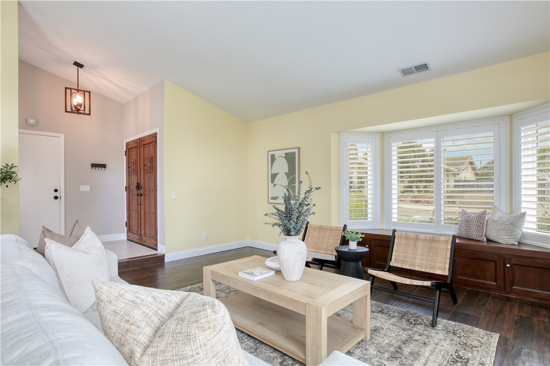 East of 101(500) - Residential