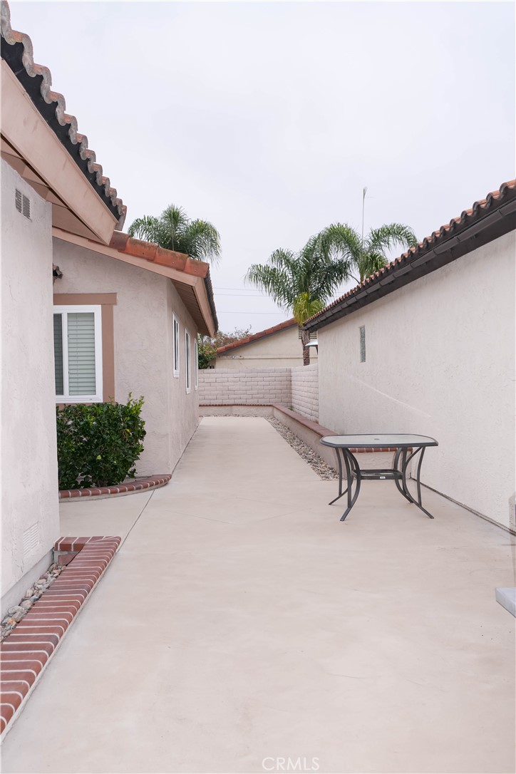 255 Flame Tree Place