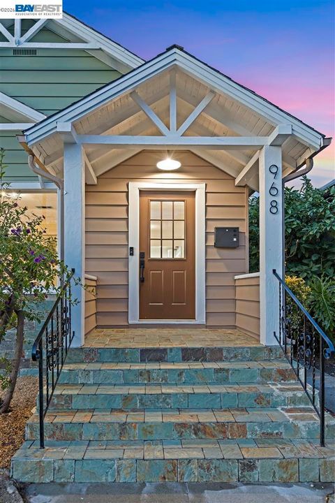 Photo of 968 968 62nd st St, Oakland, CA 94608 (MLS # 41124601)