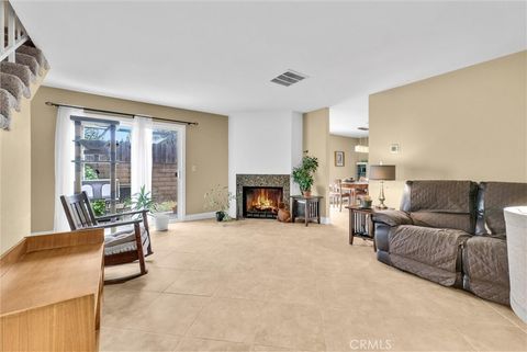 855 N Lemon Street 6 Orange CA 92867