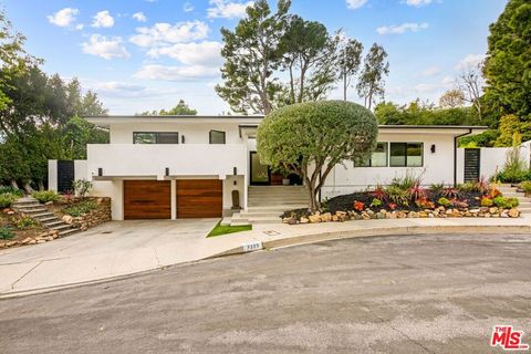 2333 Cheryl Place Los Angeles CA 90049