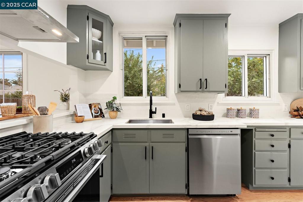 ROSE GARDEN - Residential