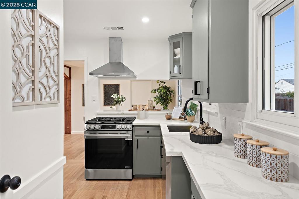 ROSE GARDEN - Residential