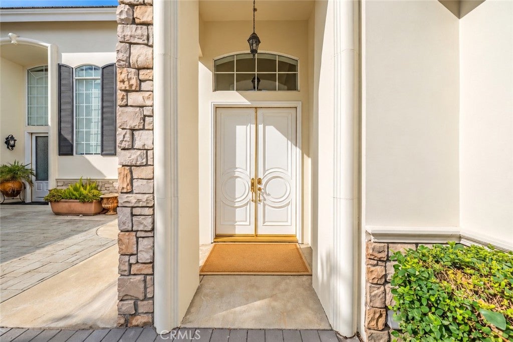 Properties 1 417 California Street F