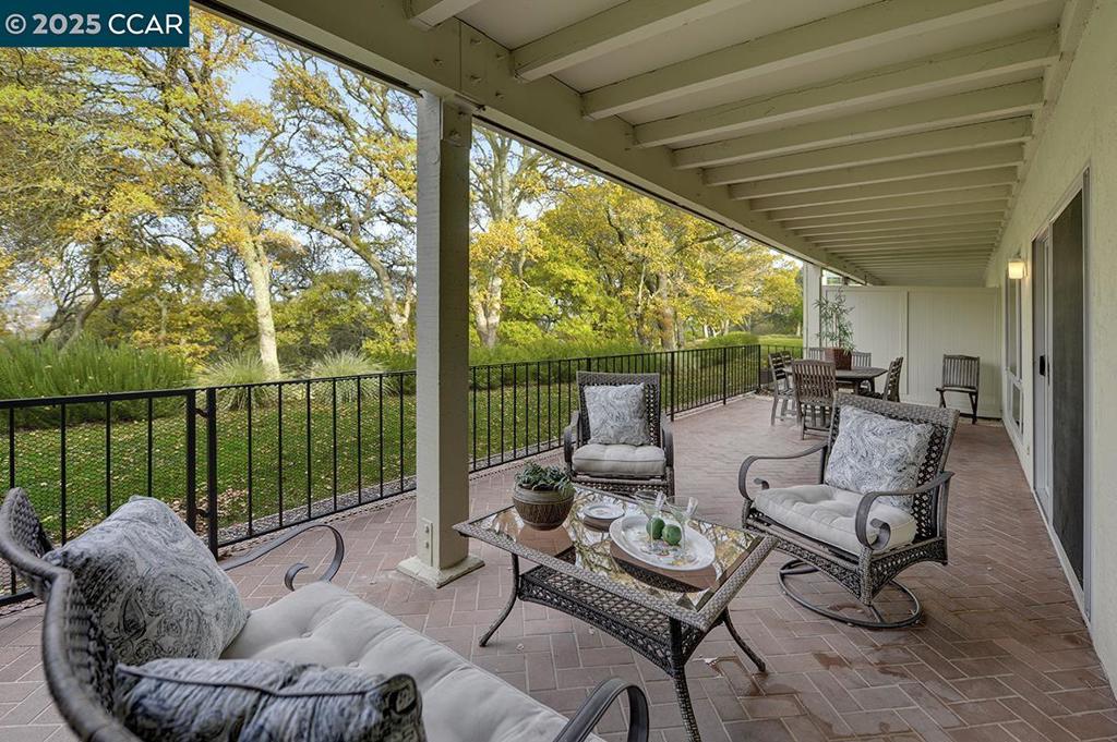 ROSSMOOR - Residential