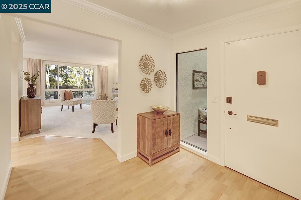 ROSSMOOR - Residential