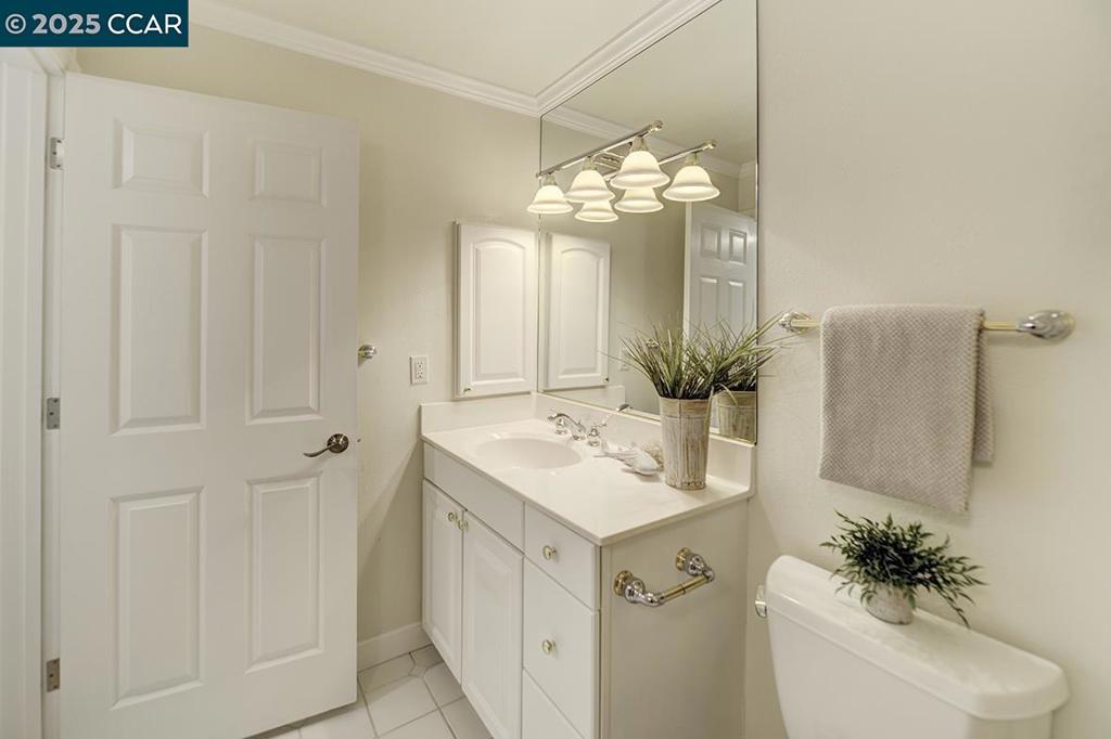 ROSSMOOR - Residential