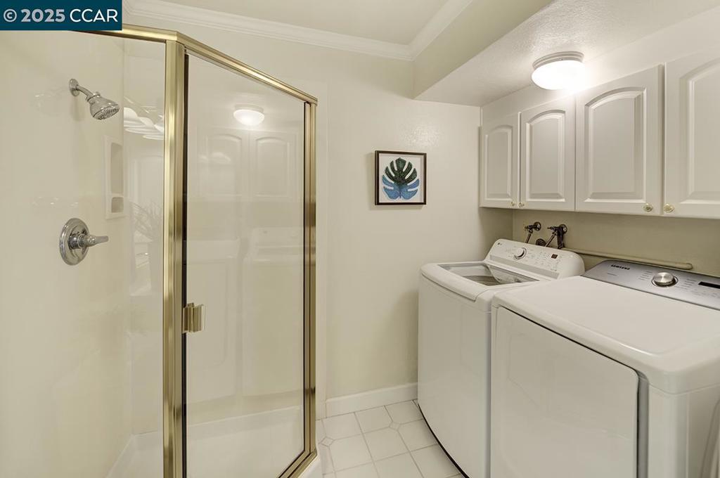 ROSSMOOR - Residential