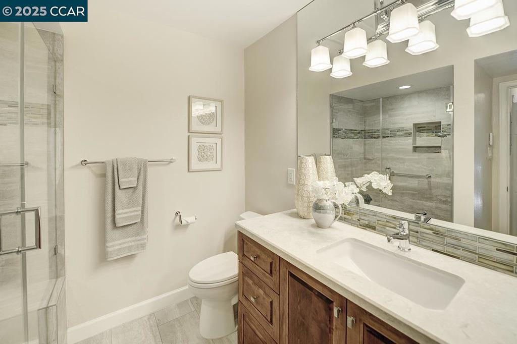 ROSSMOOR - Residential