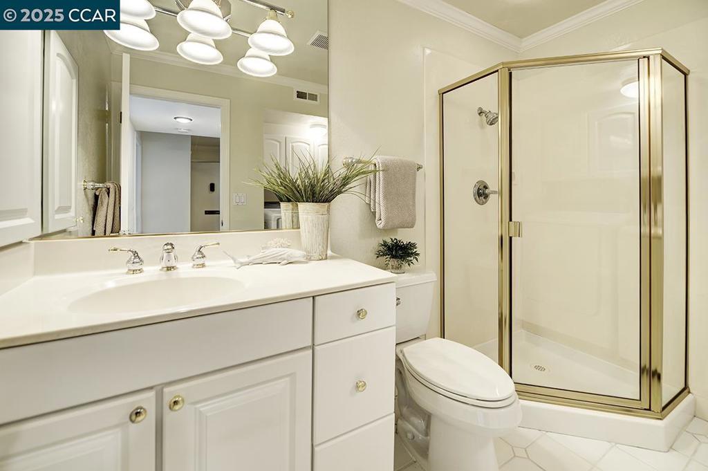 ROSSMOOR - Residential