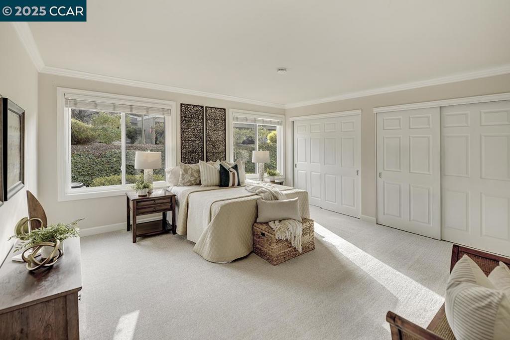 ROSSMOOR - Residential