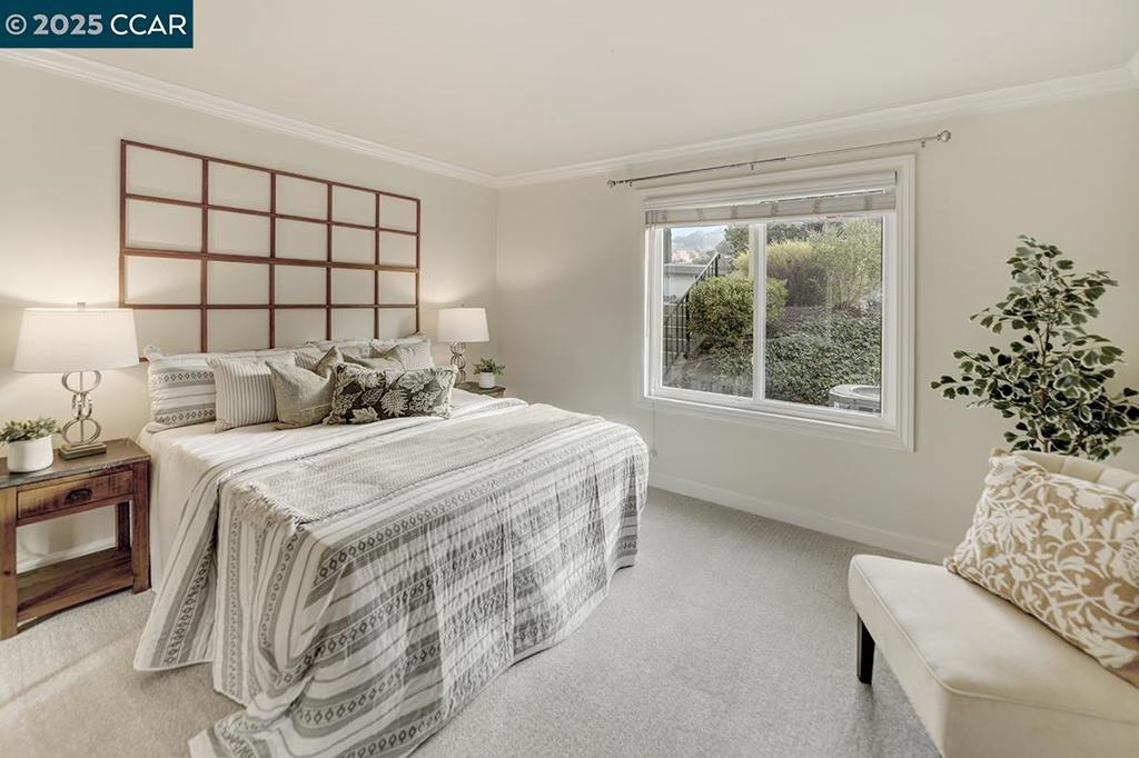 ROSSMOOR - Residential