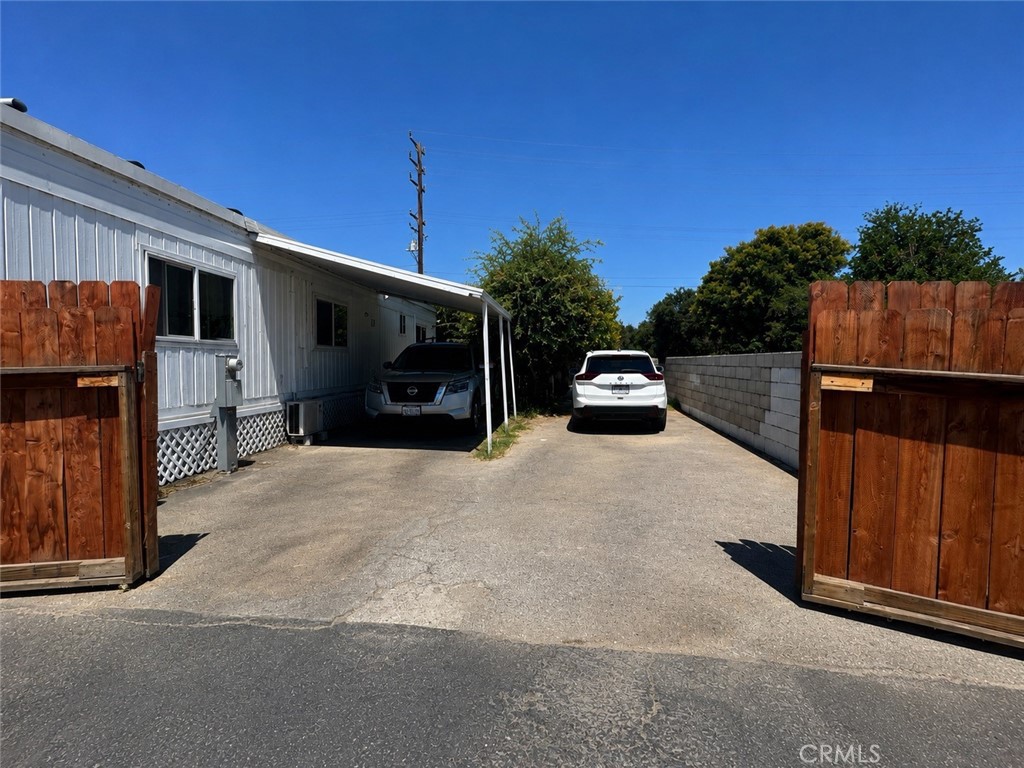 430 Palm Avenue N 106