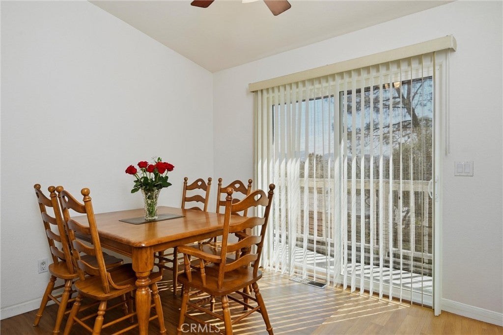 18685 Oak Grove