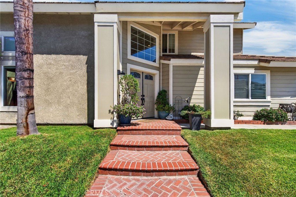 8082 Summer Place