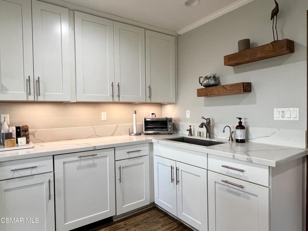 15652 Hillview Lane 17