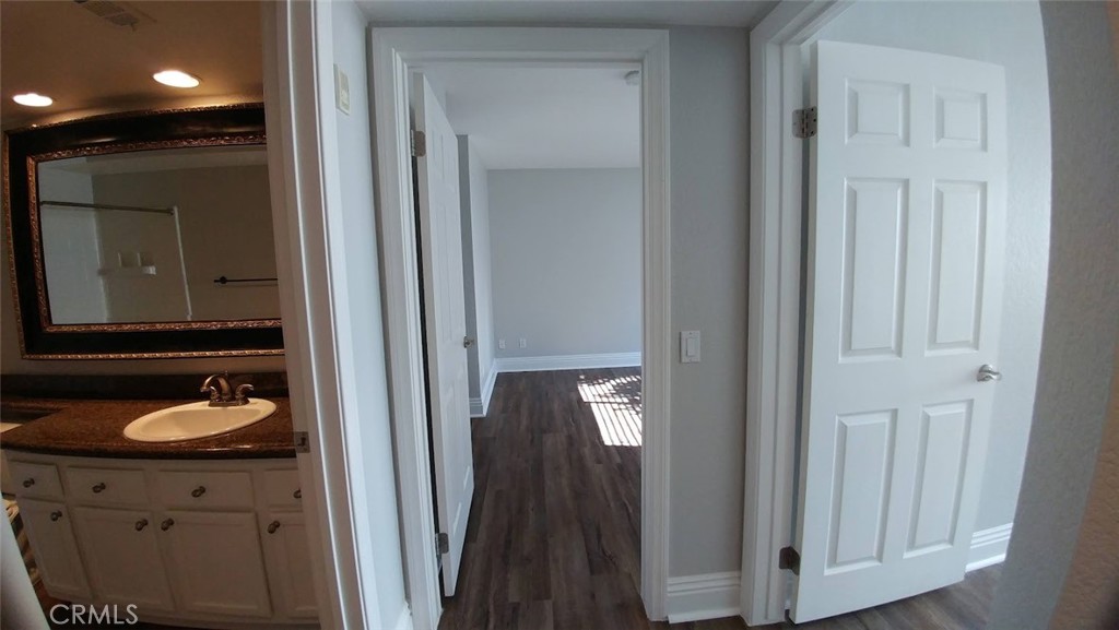 / - Residential Lease