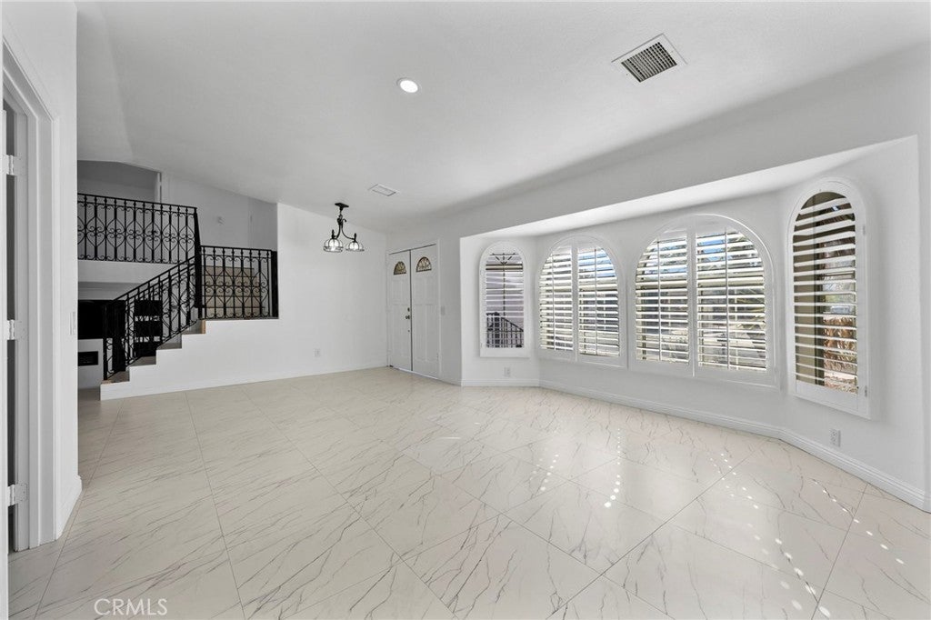 29360 Avenida La