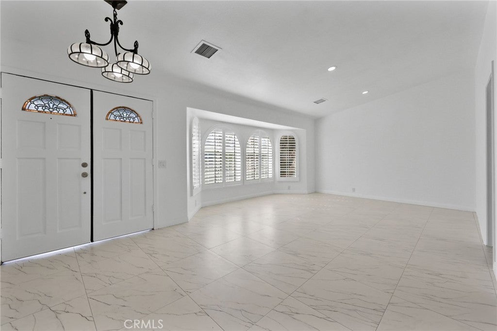 29360 Avenida La