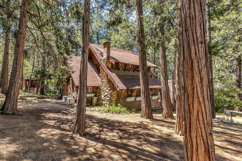 54685 Marian View Drive