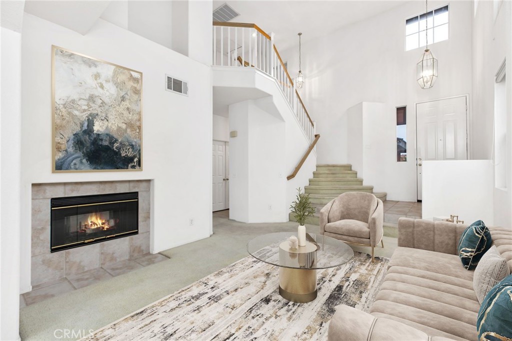 39894 Avenida Miguel Oeste