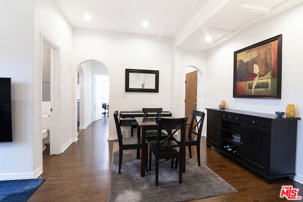 Photo of 340 N Oakhurst Drive #205, Beverly Hills, CA 90210 (MLS # 26644919)