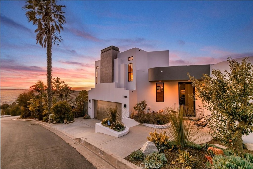 1425 Skyline Drive