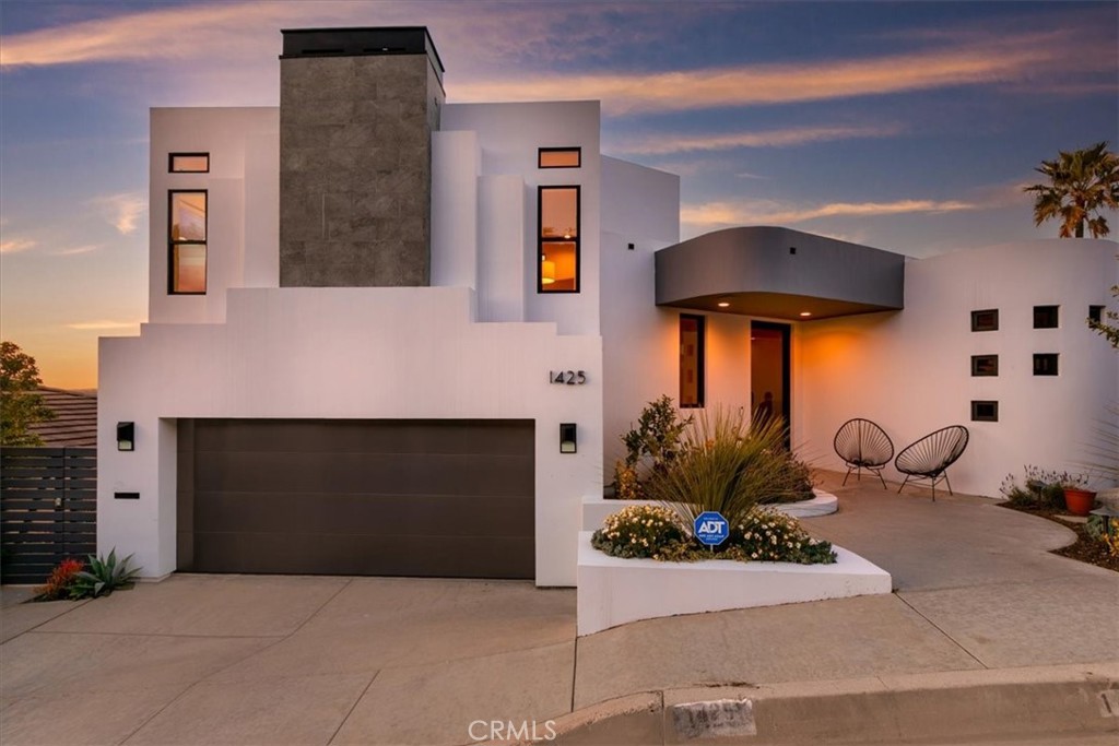1425 Skyline Drive