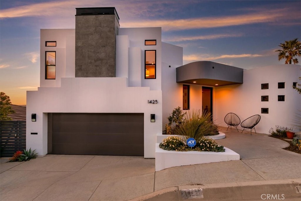 1425 Skyline Drive