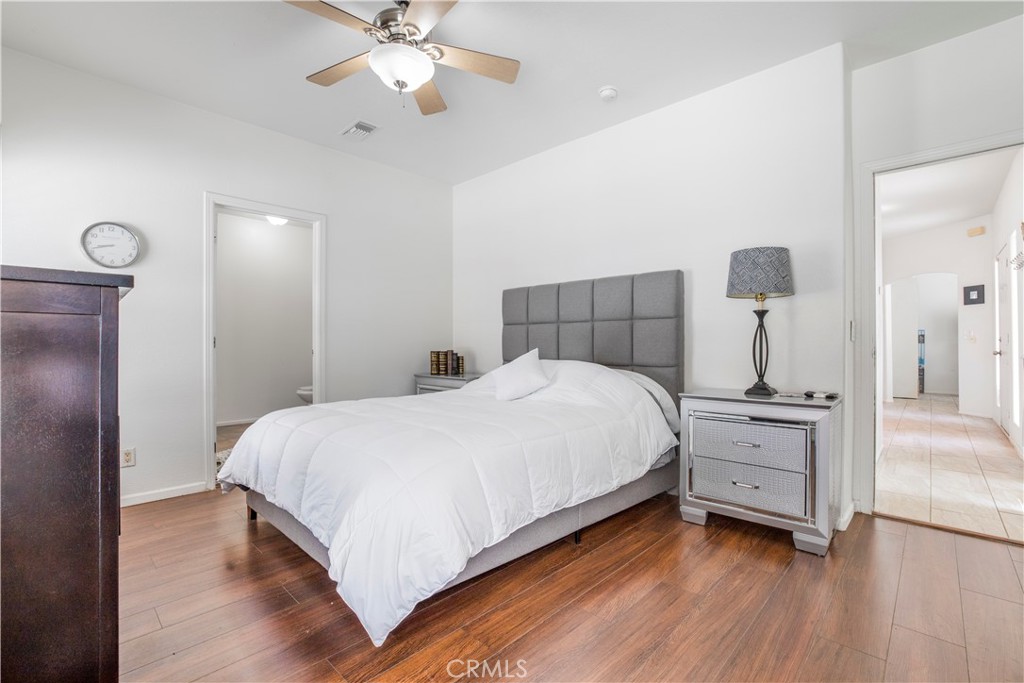 San Jacinto Cove (33126) - Residential