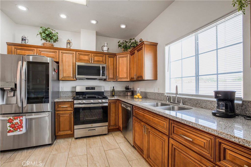 San Jacinto Cove (33126) - Residential