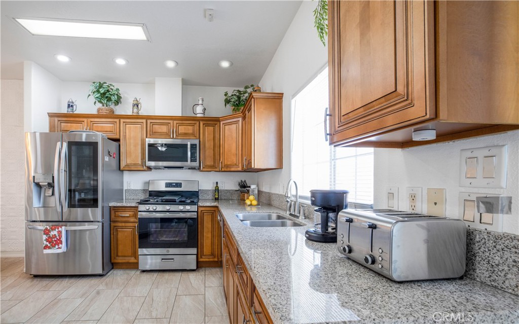 San Jacinto Cove (33126) - Residential