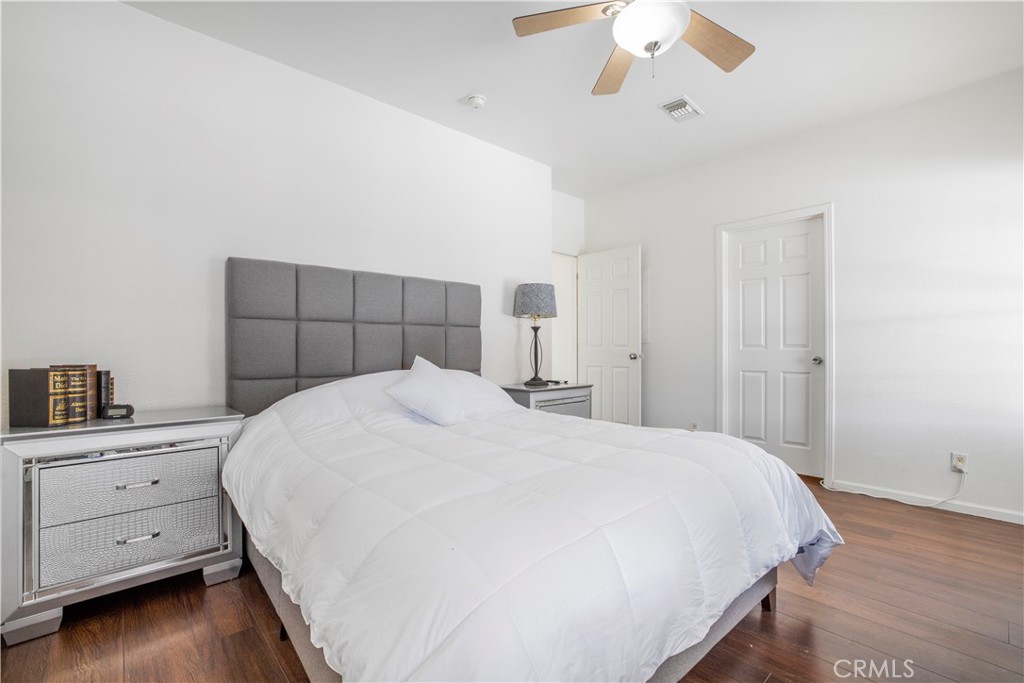San Jacinto Cove (33126) - Residential
