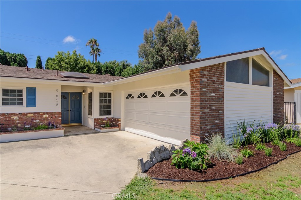 9658 Dove Cir