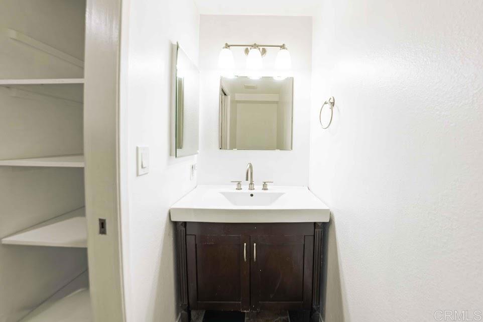 VilPo32283 - Residential Lease